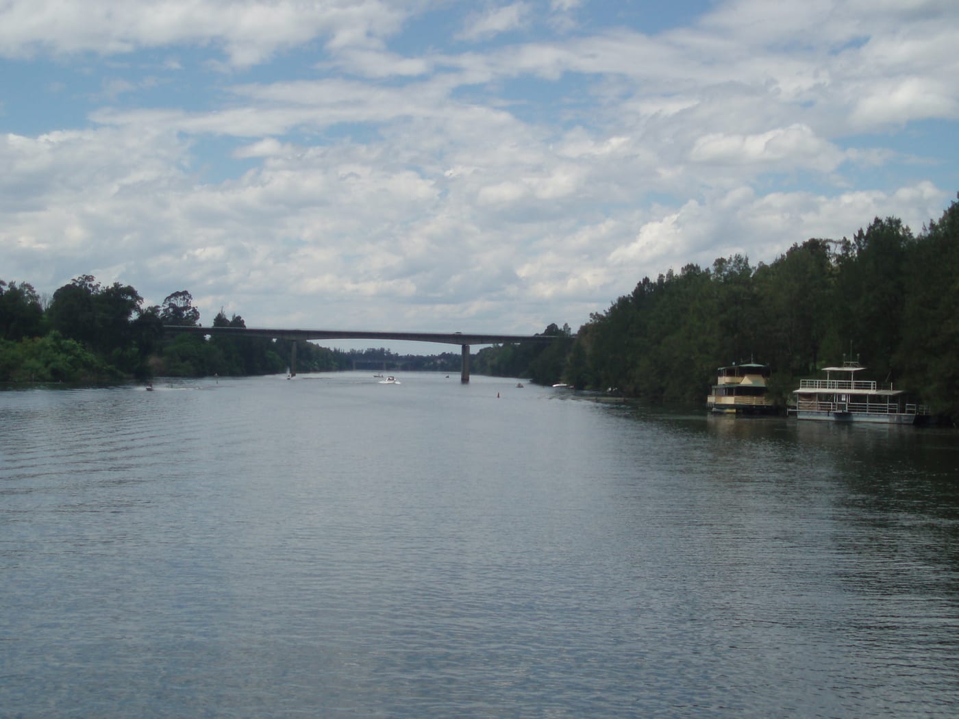 Nepean River at the M4 crossing near Leonay